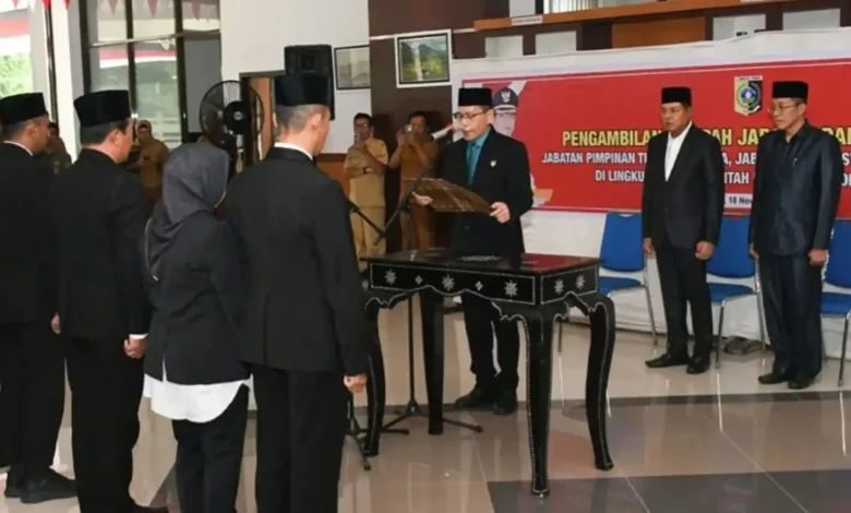 Mutasi Pejabat Perkuat Pelayanan Publik di Lombok Timur