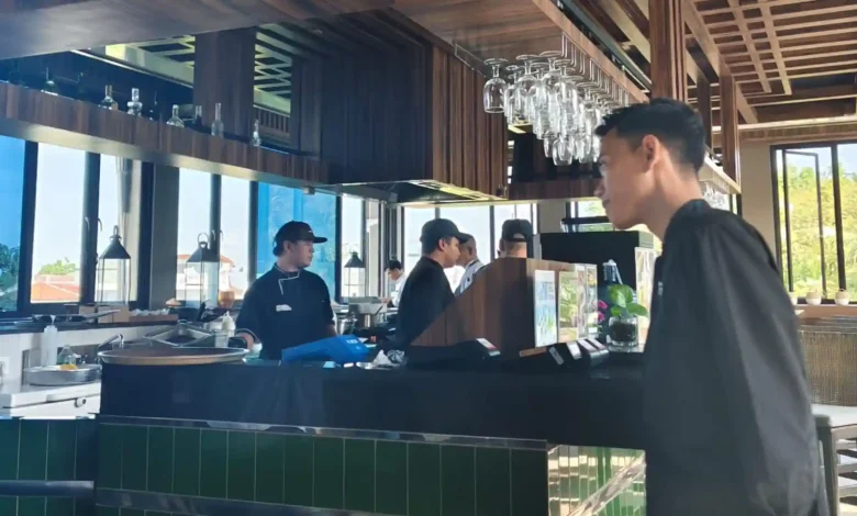 Pekerja di Astoria Hotel Kota Mataram UMK 2026
