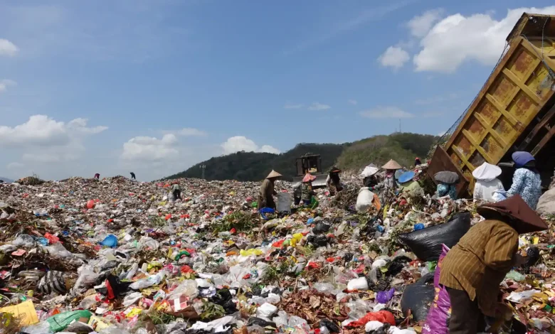 Pembatasan Ketat di TPA Kebon Kongok