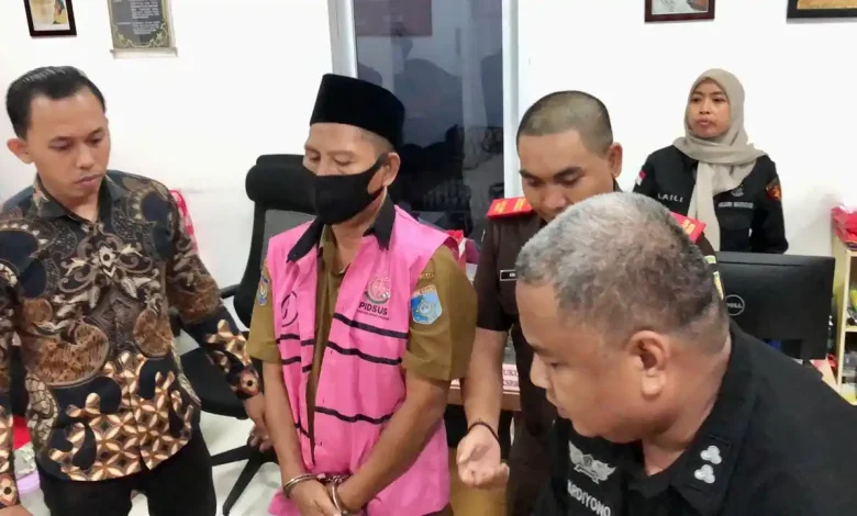 Oknum ASN Pemkab Lombok Barat Ditahan Jaksa Kasus Pokir DPRD