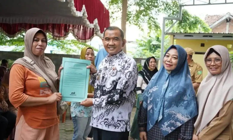 Pemkab Sumbawa Kucurkan Bantuan Rp1,24 Miliar untuk UMKM