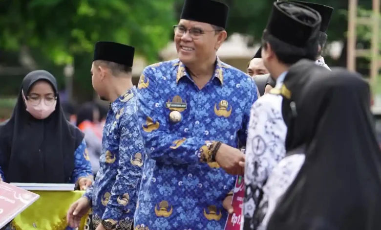 Bupati Sumbawa Syarafuddin Jarot Lumbung Garam Nasional