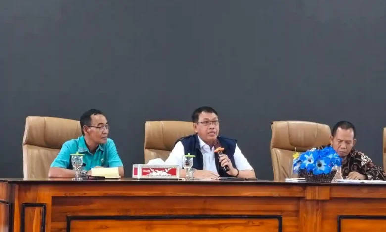 Pemkab Sumbawa Tekankan Tim Solid untuk Tingkatkan SPM dan LPPD