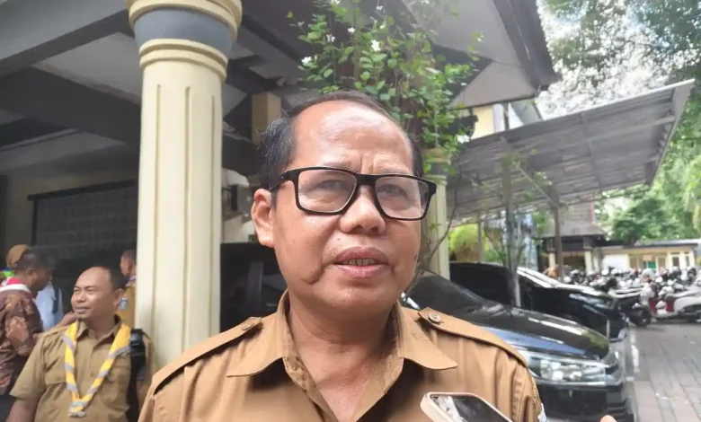 Kepala Dinas Pendidikan Kota Mataram Yusuf Merger SD