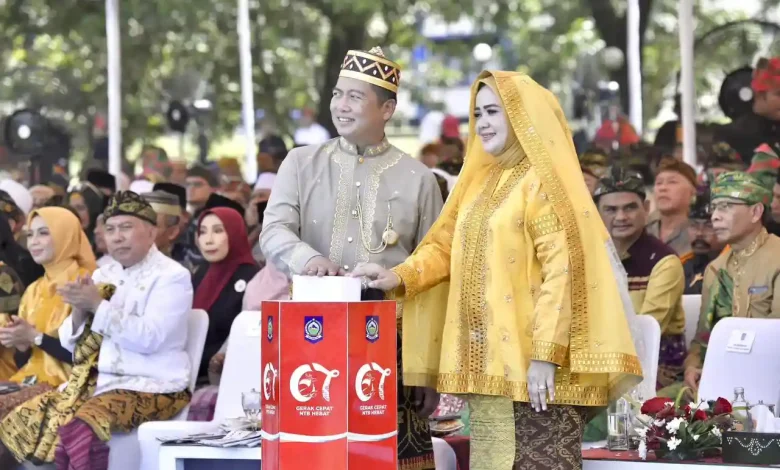 Gubernur dan Wakil Gubernur NTB Lalu Muhamad Iqbal dan Indah Dhamayanti Putri