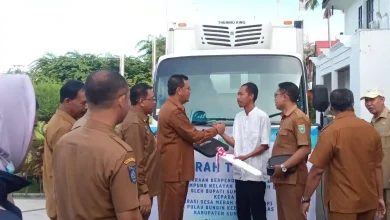 Pemkab Sumbawa Terima Truk Pendingin KKP