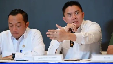 Seskab Teddy Ungkap Prabowo Kirim Helikopter Pribadi ke Aceh