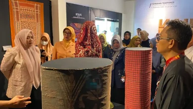 Pameran Temporer Kain dan Diplomasi Budaya Museum NTB