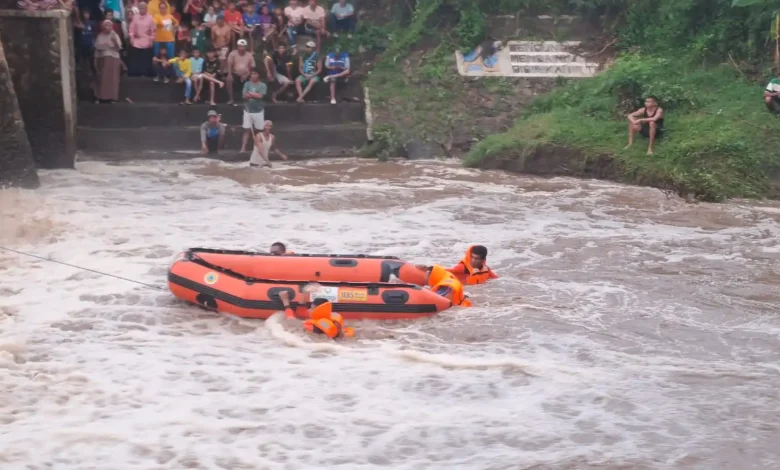 Anak Terseret Arus Sungai di Bima Ditemukan Meninggal