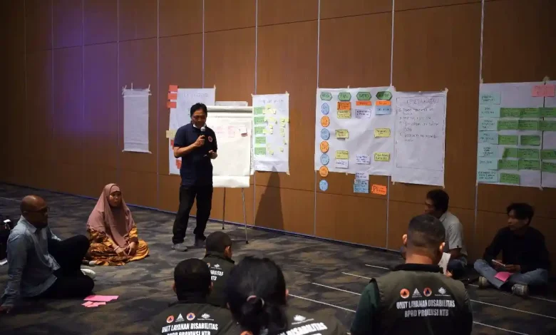 Anggota ULD BPBD Provinsi NTB saat mengikuti pelatihan fasilitator