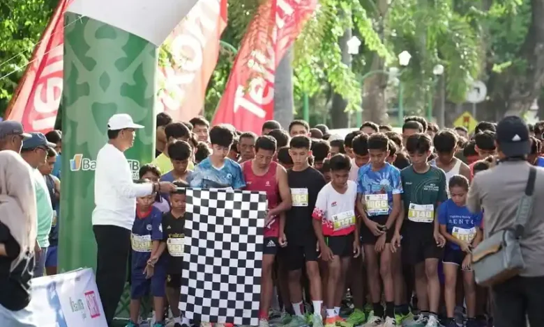 Bupati Jarot Apresiasi Antusiasme Peserta Fun Run 5K Tarkam 2025 di Sumbawa