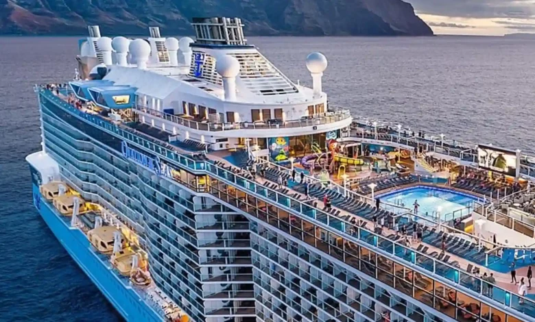 Kapal Pesiar Ovation of the Seas