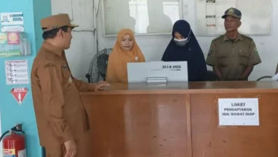Pegawai RSUD Sumbawa Disemprot Wabup Ansori saat Sidak