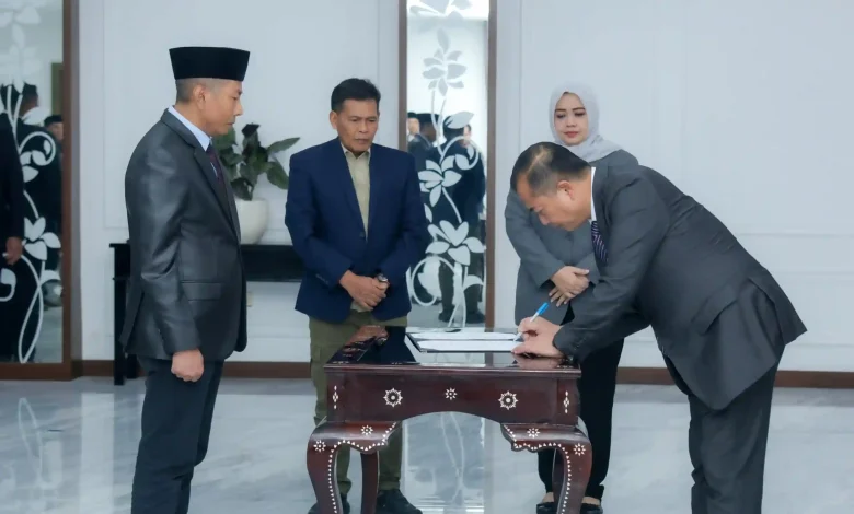 Gubernur NTB Lalu Muhamad Iqbal Terapkan SOTK Baru