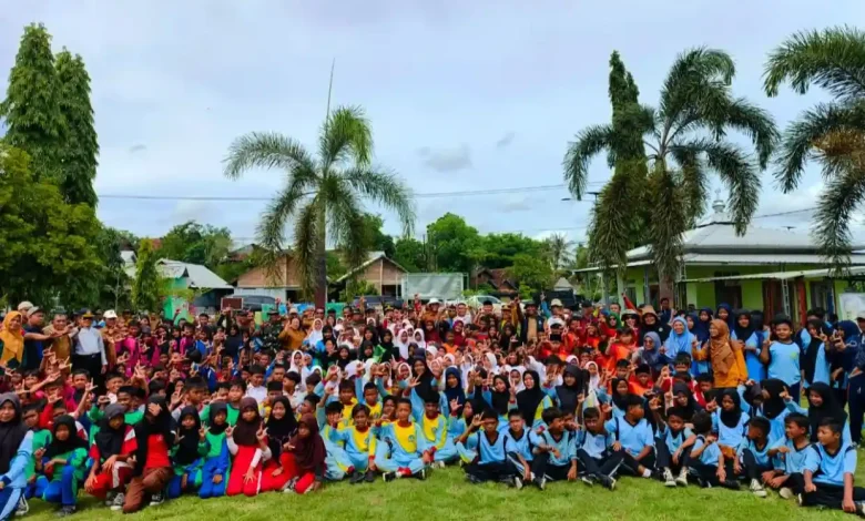 Bupati Jarot Pimpin Gerakan 1 Siswa 1 Pohon