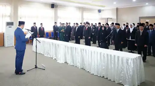 Kakanwil Kemenag Mutasi 17 Kepala Madrasah se-NTB