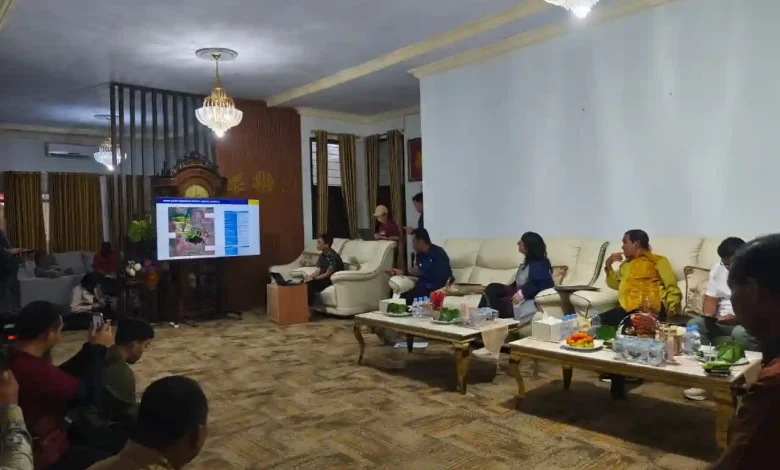 Bupati Jarot Paparkan Dua Lokasi Strategis untuk Pembangunan SMA Garuda di Sumbawa