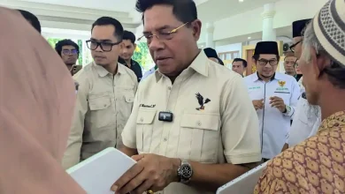 Bupati Iron Putar Otak Cari Solusi untuk 1.600 Honorer Pemkab Lombok Timur