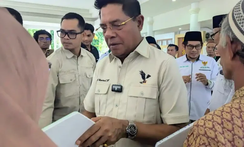 Bupati Iron Putar Otak Cari Solusi untuk 1.600 Honorer Pemkab Lombok Timur
