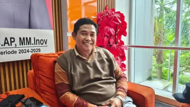 Ketua DPRD Kabupaten Sumbawa Nanang Nasiruddin LPG 3 Kilogram