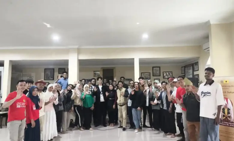 Kunjungan 45 Mahasiswa Internasional Ummat ke Museum Samparaja Bima