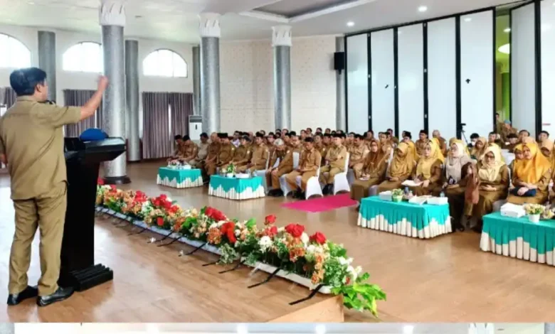 Bupati Amar Perkuat Program Unggulan dalam Pembahasan RKPD Sumbawa Barat 2027