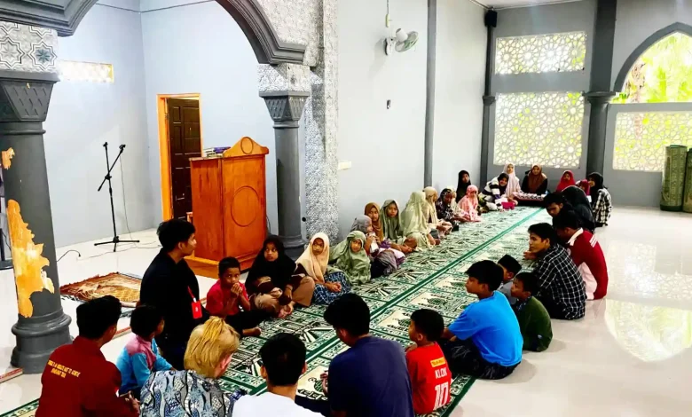 Kegiatan pengabdian masyarakat Korkom IMM Ummat