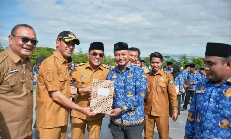 Pemkab Bima Serahkan SK PPPK Paruh Waktu kepada 13.970 Honorer