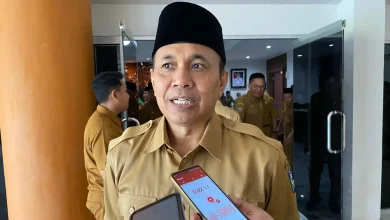 Kepala Dinas Kominfotik NTB Ahsanul Khalik Wisatawan Tambang Ilegal