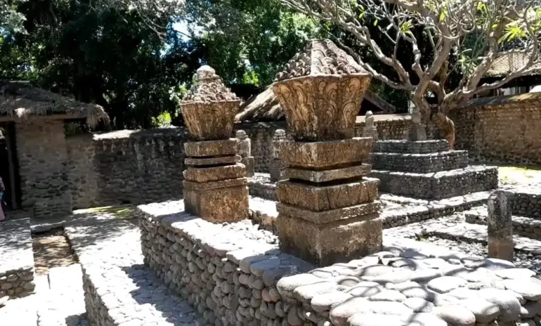 Makam Keramat Raja Selaparang di Lombok Timur