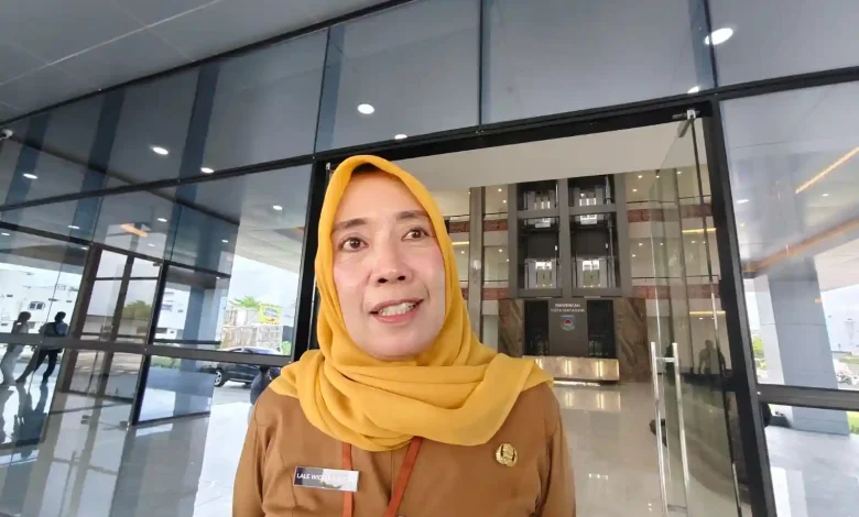 Kepala Dinas PUPR Kota Mataram Lale Widiahning Pembangunan Tahap II Kantor Wali Kota