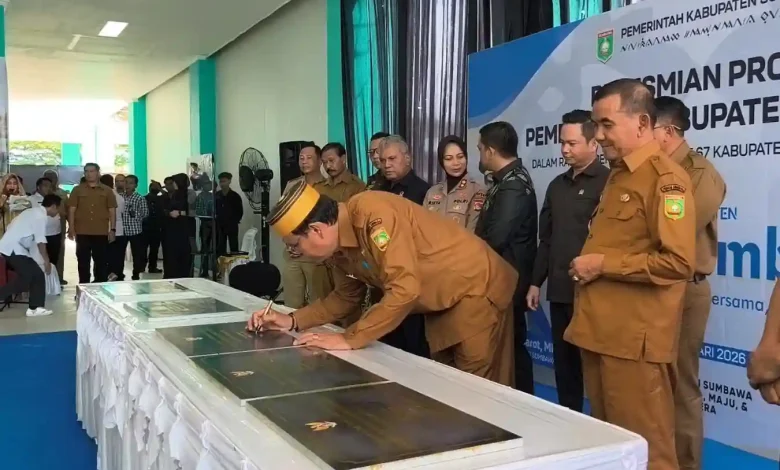 Jarot–Ansori Resmikan Proyek Infrastruktur Rp53,6 Miliar Kado HUT Ke-67 Sumbawa