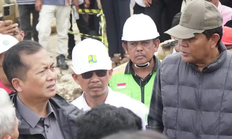 Gubernur Iqbal Pastikan Penanganan Jalan Moyo Hilir