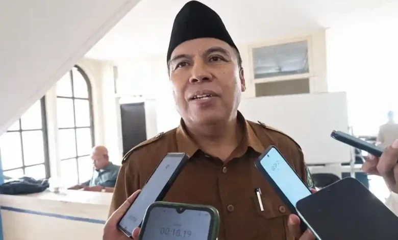 Plt Kepala Dinas Dikpora Provinsi NTB Surya Bahadi Seleksi Kepala SMA Sederajat