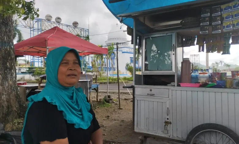 Inak Siti dan Asa di Giri Menang