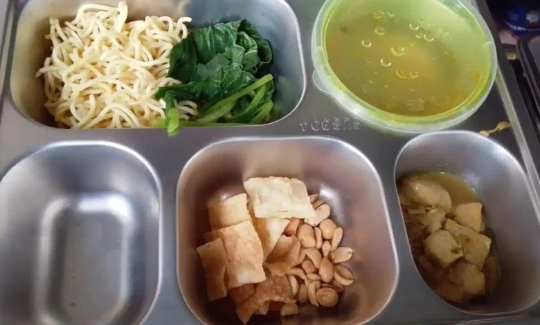 MBG di Lombok Timur Diduga Basi