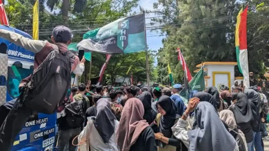 Mahasiswa Demo Pengambilalihan Sunrise Land Lombok