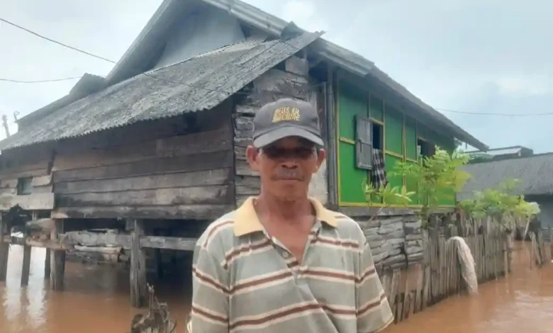 Cuaca Ekstrem Lumpuhkan Nelayan Labuhan Bontong