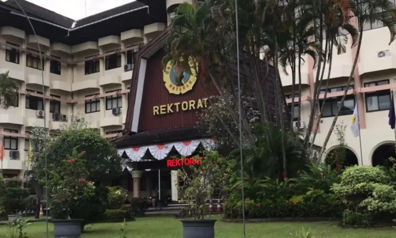 Gedung Rektorat Universitas Mataram (Unram).