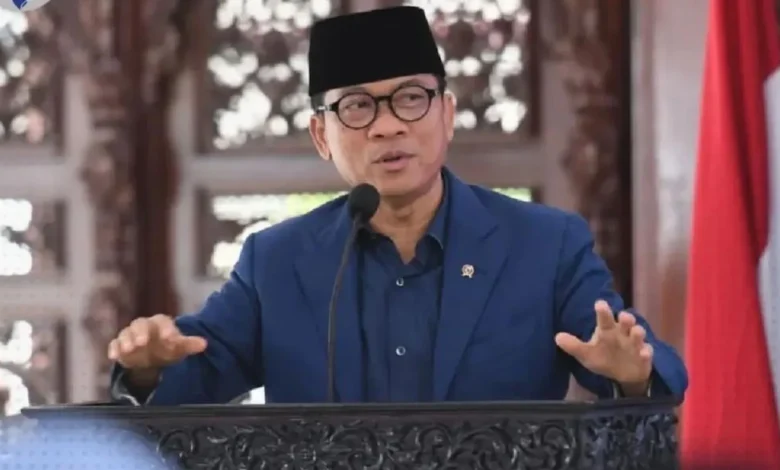 Mendes PDT Yandri Minta Pemda Hentikan Izin Minimarket Baru