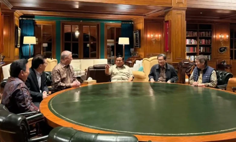 Prabowo Terima Lima Konglomerat di Hambalang