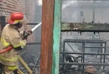 Rumah di Pemukiman Padat Wanasaba Terbakar