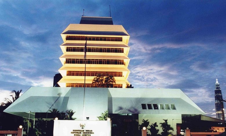 Gedung Kedutaan Besar Republik Indonesia (KBRI) di Kuala Lumpur.