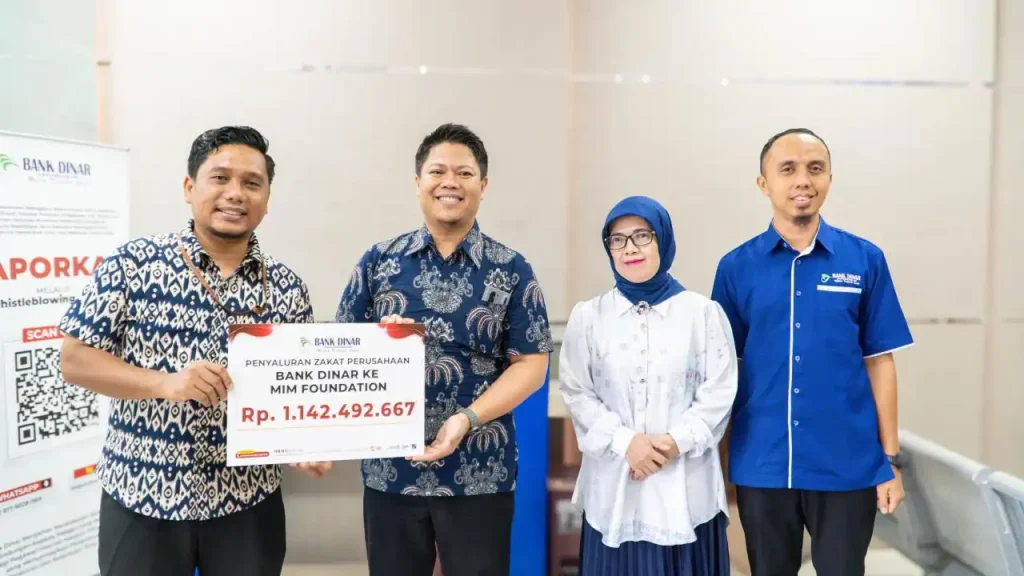 Bank Dinar Salurkan Zakat ke MIM Foundation