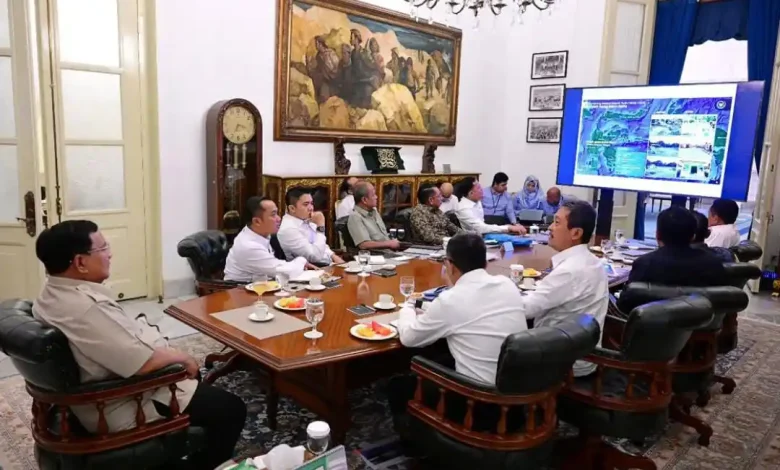Prabowo Pimpin Ratas Bahas Percepatan Kampung Nelayan Merah Putih
