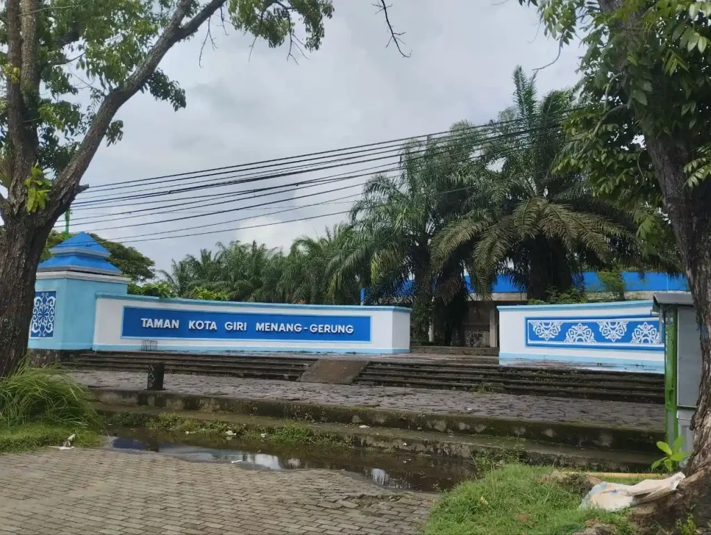 Taman Kota Giri Menang Gerung Lombok Barat