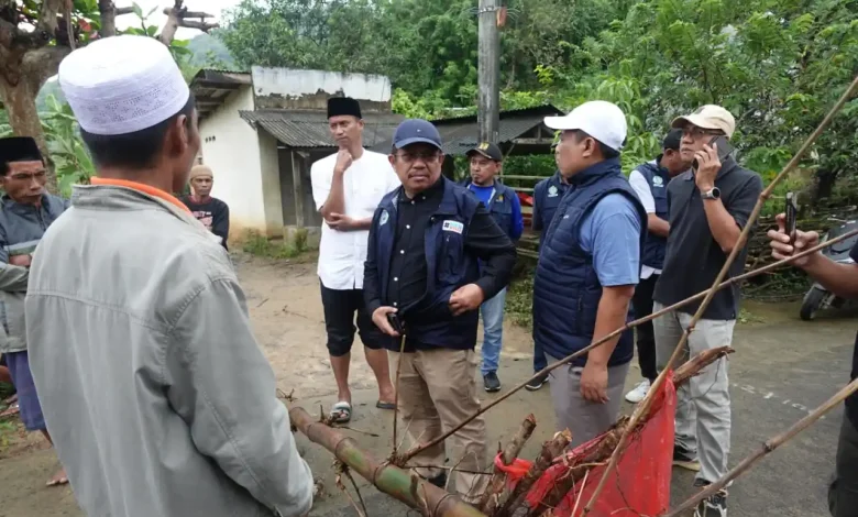 Dinas PUPRPKP Lombok Barat Gerak Cepat Bangun Jembatan Semi Permanen di Sekotong