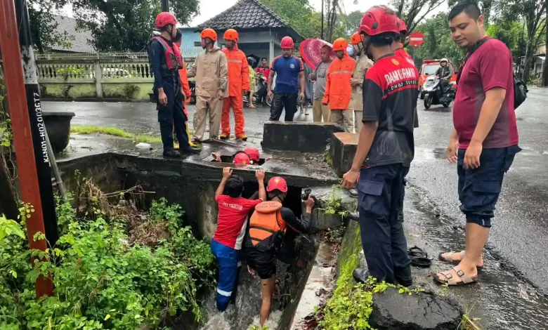 Seorang Anak di Lombok Timur Hilang Terseret Arus saat Bermain Hujan