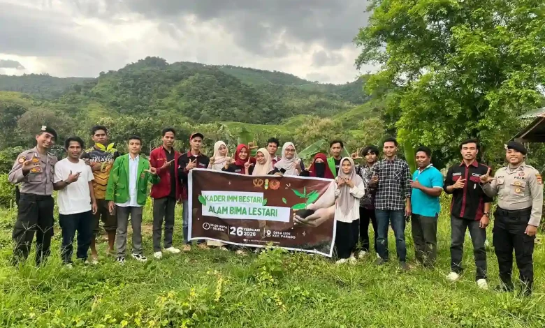 Aksi Tanam Kemiri IMM FH UM Bima di Desa Lere