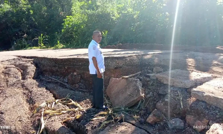Kerusakan Jalan Provinsi di Parado Bima Semakin Parah 